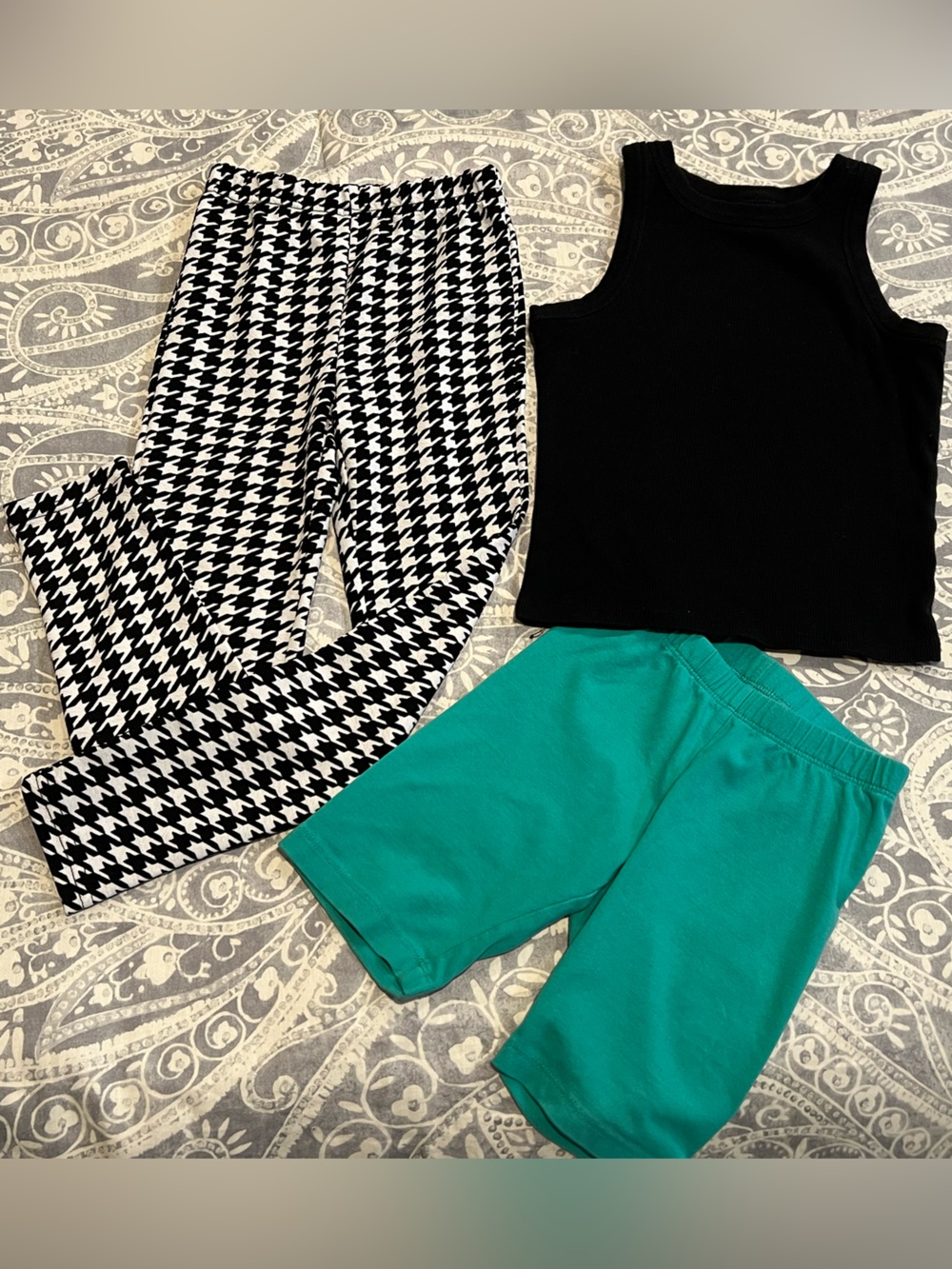 Girls fashion package - tank top - biker shorts - leggings size 6